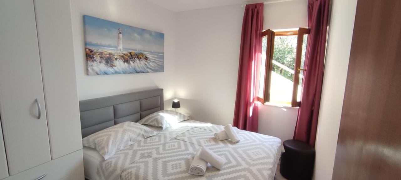 Sunset Apartments Слано Екстериор снимка