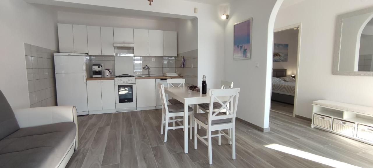Sunset Apartments Слано Екстериор снимка